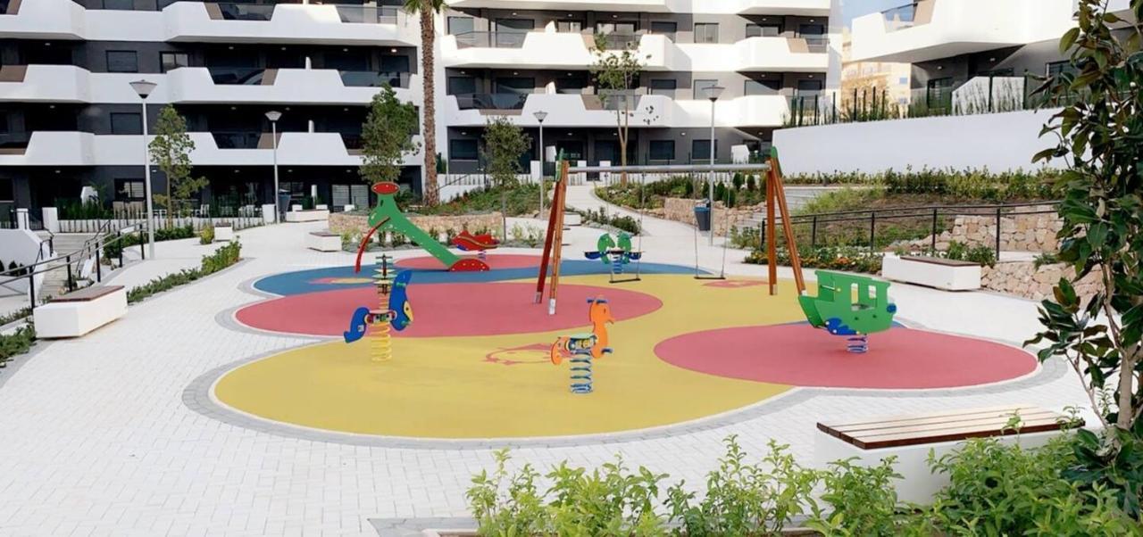 Beautiful Apartment Close To The Sea Arenales del Sol Exterior foto
