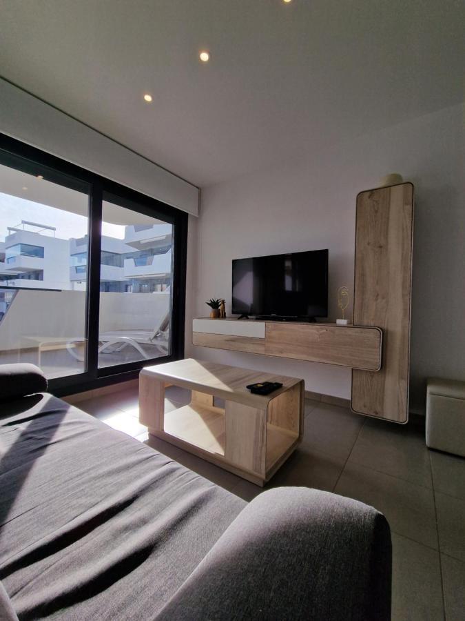 Beautiful Apartment Close To The Sea Arenales del Sol Exterior foto